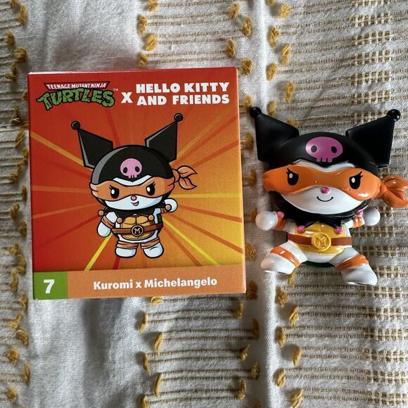 McDonald's Other - 2025 McDonald’s TMNT/Hello Kitty Kuromi x Michelangelo #7